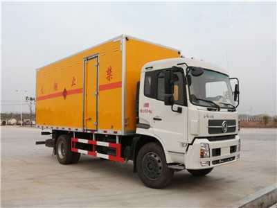 東風(fēng)天錦6.6米/6.2米爆破器材運輸車