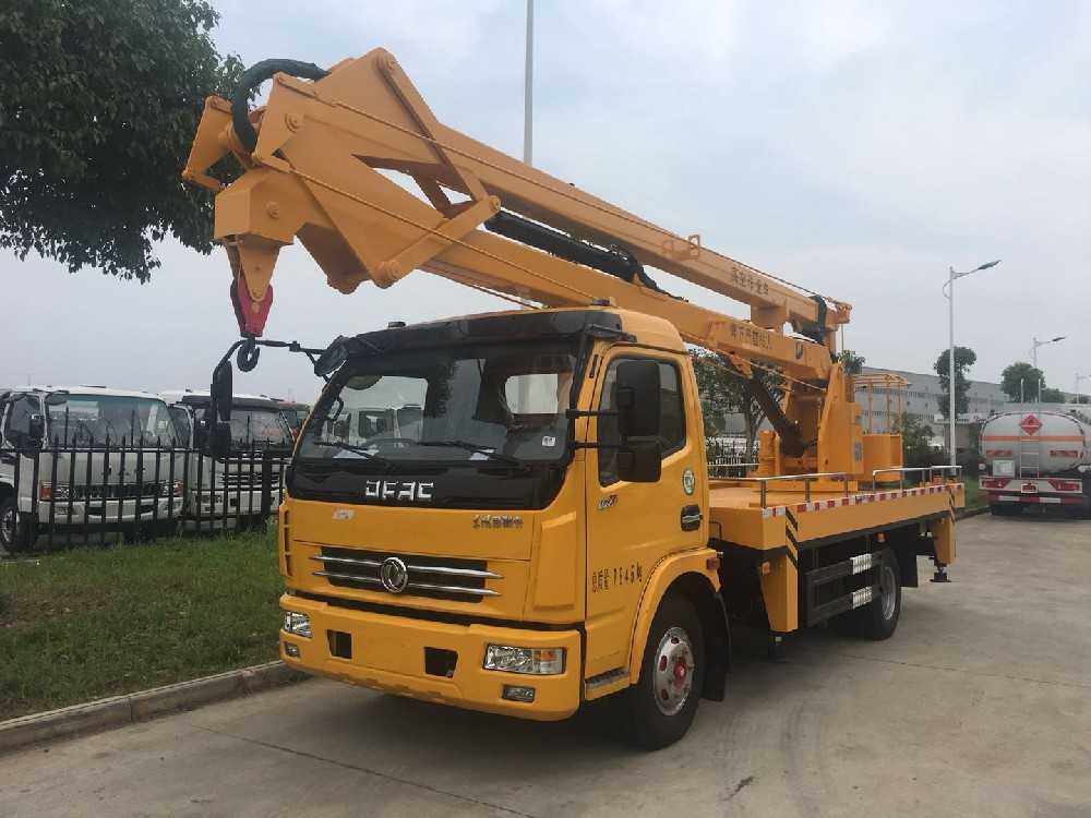 東風18米高空作業(yè)車